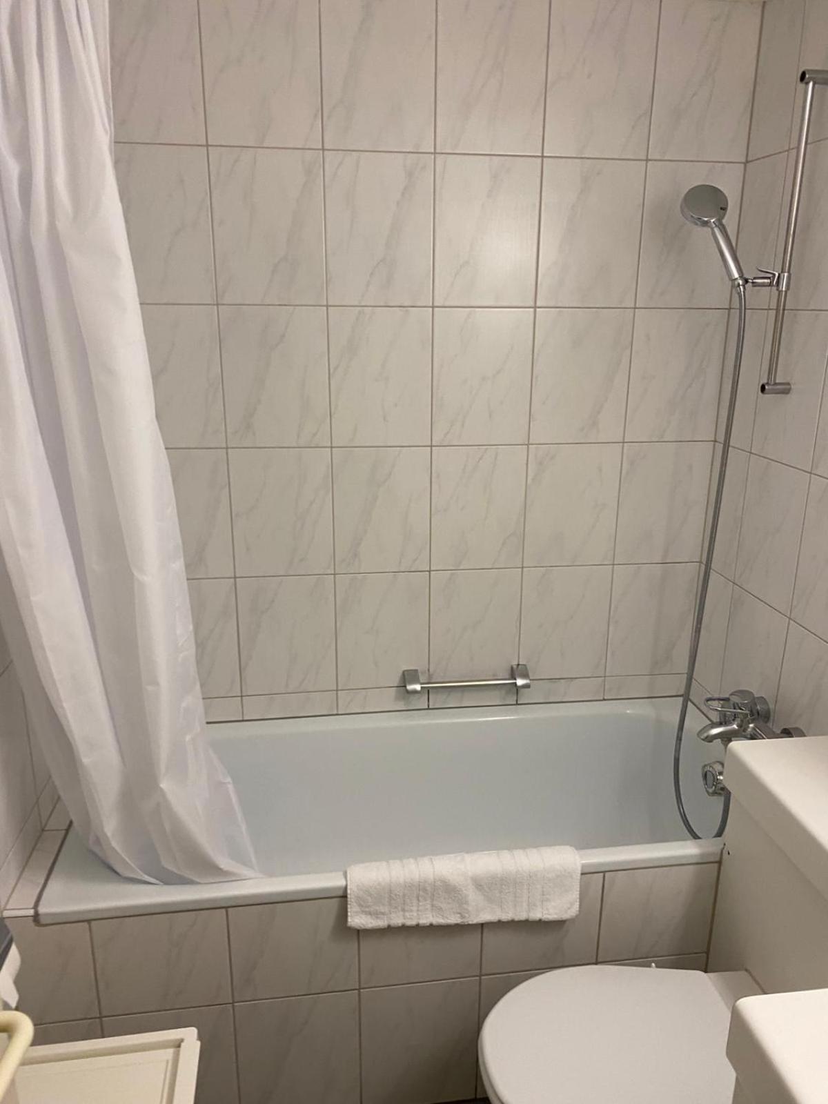 Apartment In The Heart Of - Crown 17 Zurich